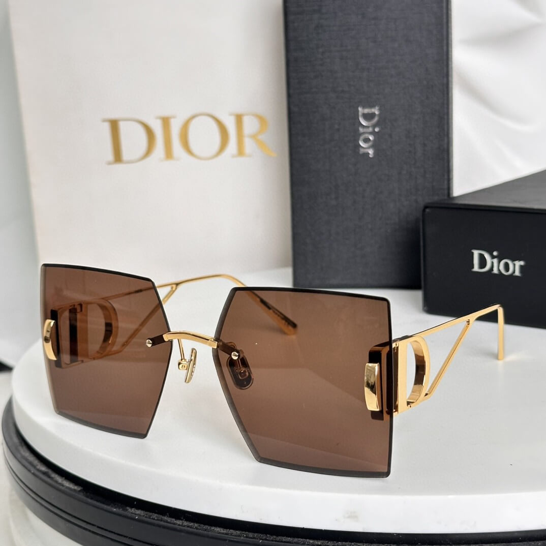 Dior 30Montaigne S7U Square Sunglasses. - Image 4