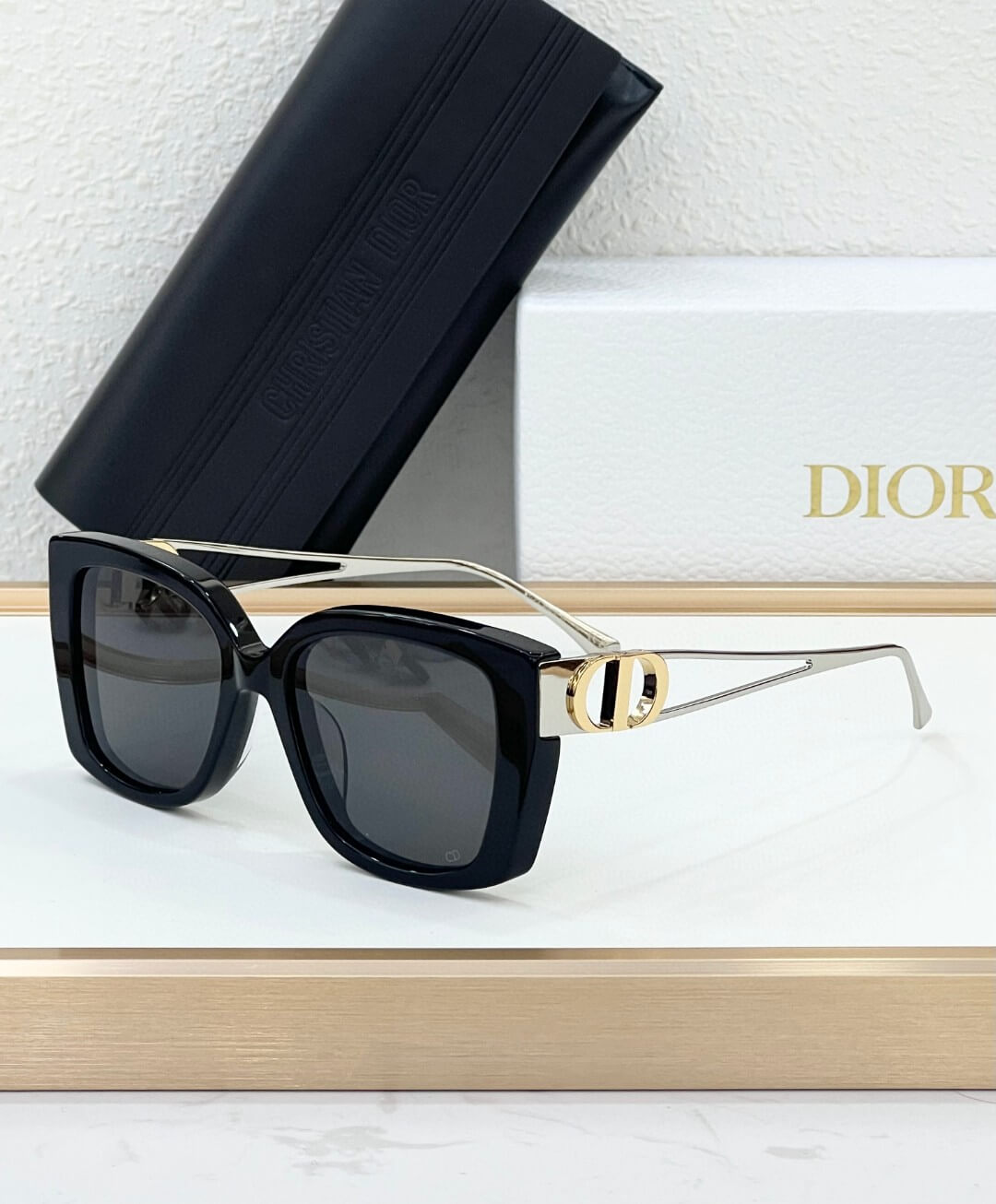 Dior DiorClub M5U Square Sunglasses - Image 6