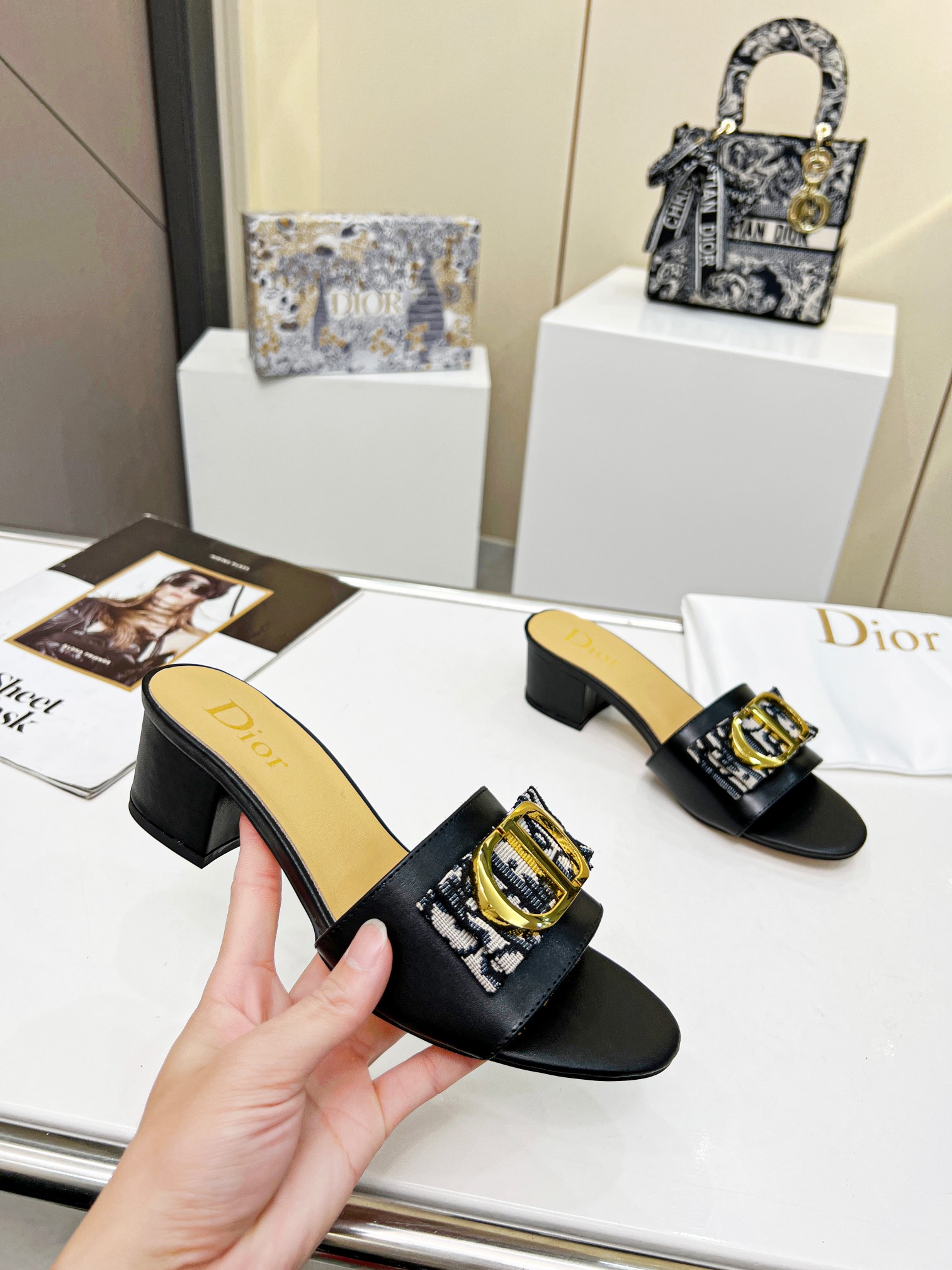 Dior Women's Casual Outdoor Beach Black Sandals - Image 5