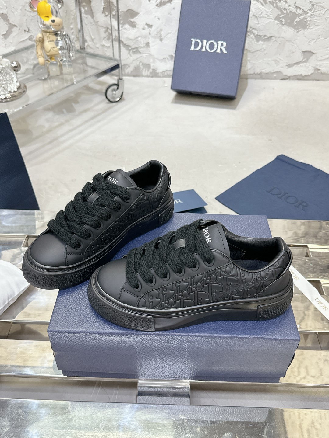 Dior B33 Black Sneakers - Image 2