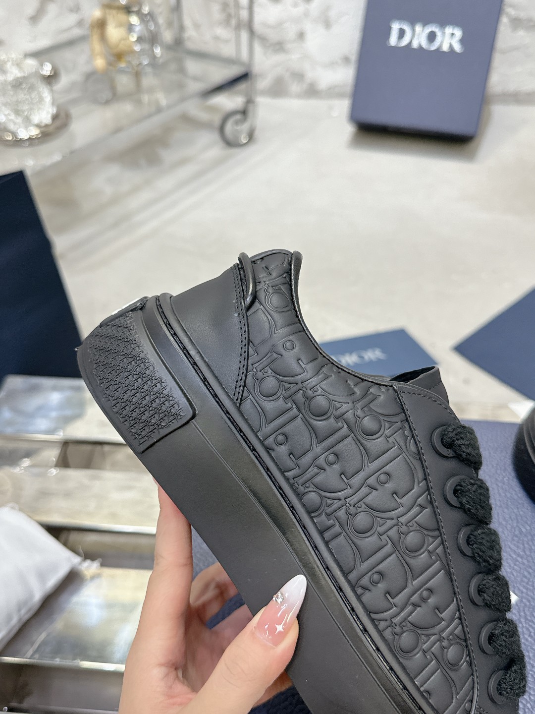 Dior B33 Black Sneakers - Image 4