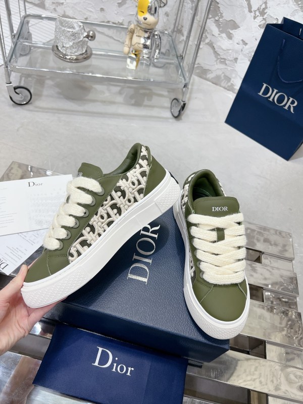 Dior B33 Green  & White Sneakers