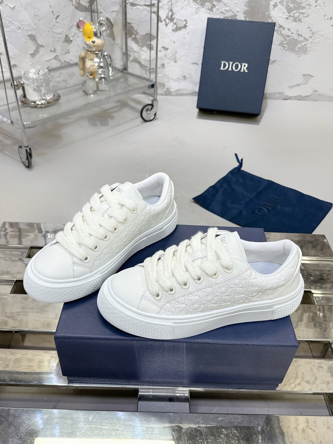 Dior B33 White Sneakers - Image 3