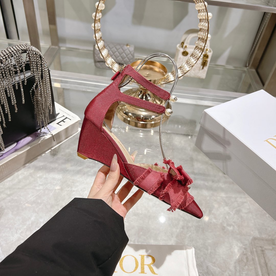 Dior Adiorable Burgundy pump - Image 6