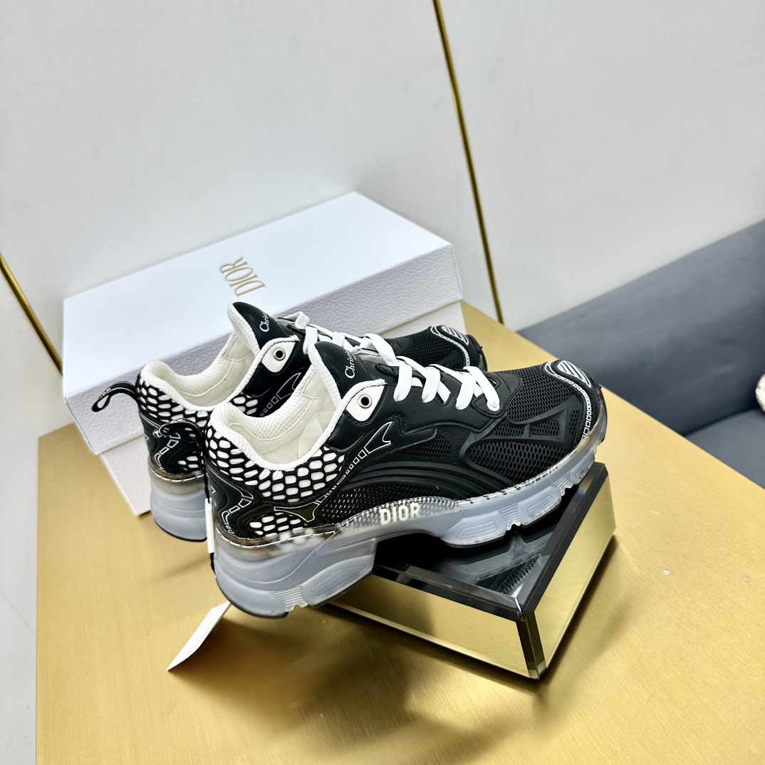 Dior Vibe lace-up casual Black & White sneakers - Image 4