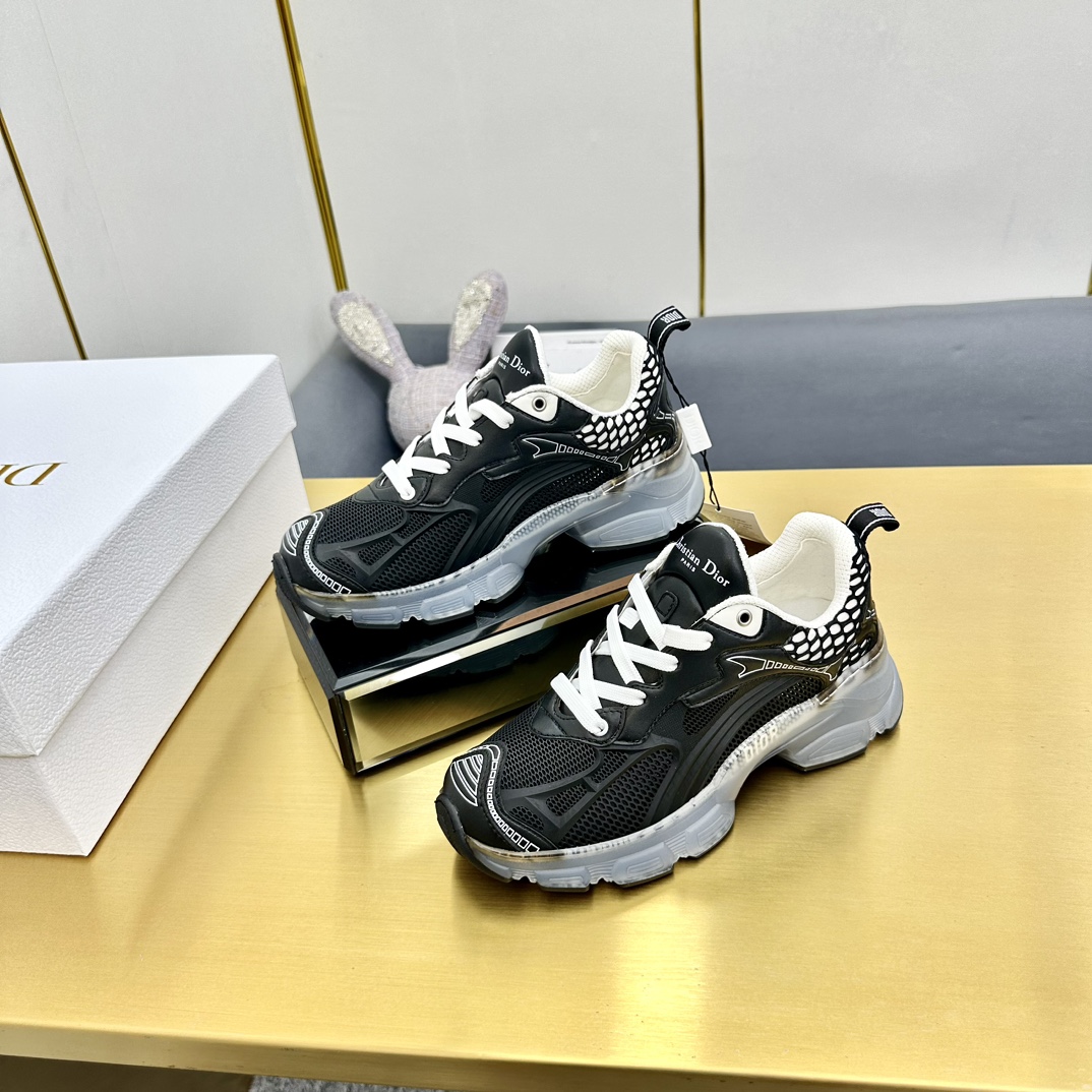 Dior Vibe lace-up casual Black & White sneakers
