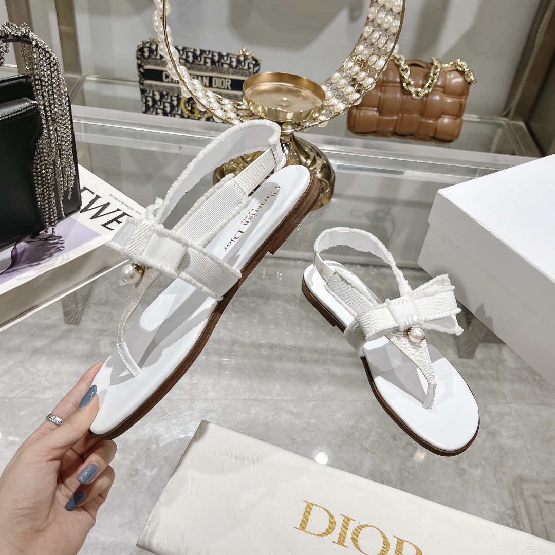 Dior Belle White Grosgrain and Pearl Sandals - Image 5