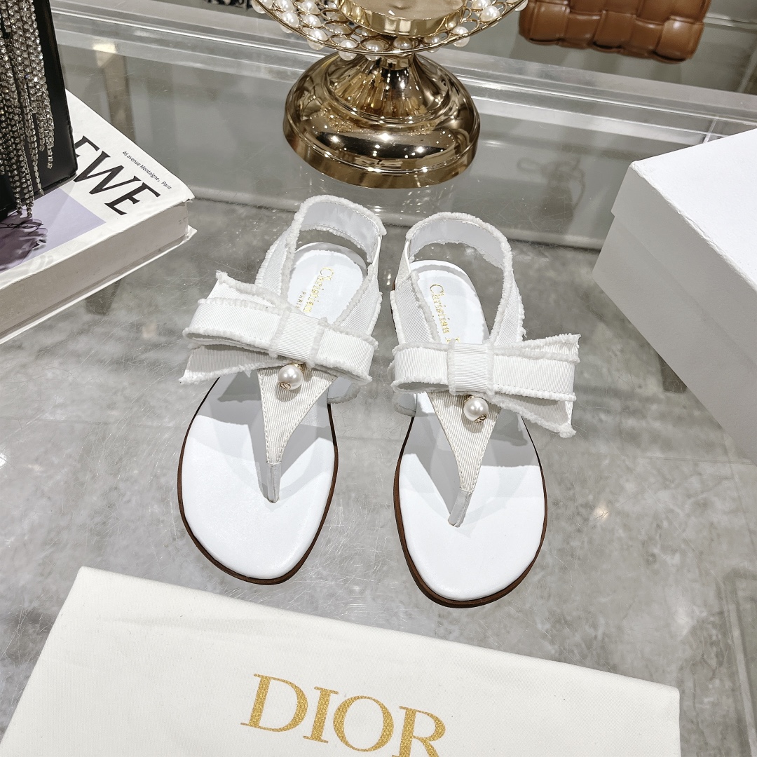Dior Belle White Grosgrain and Pearl Sandals - Image 2