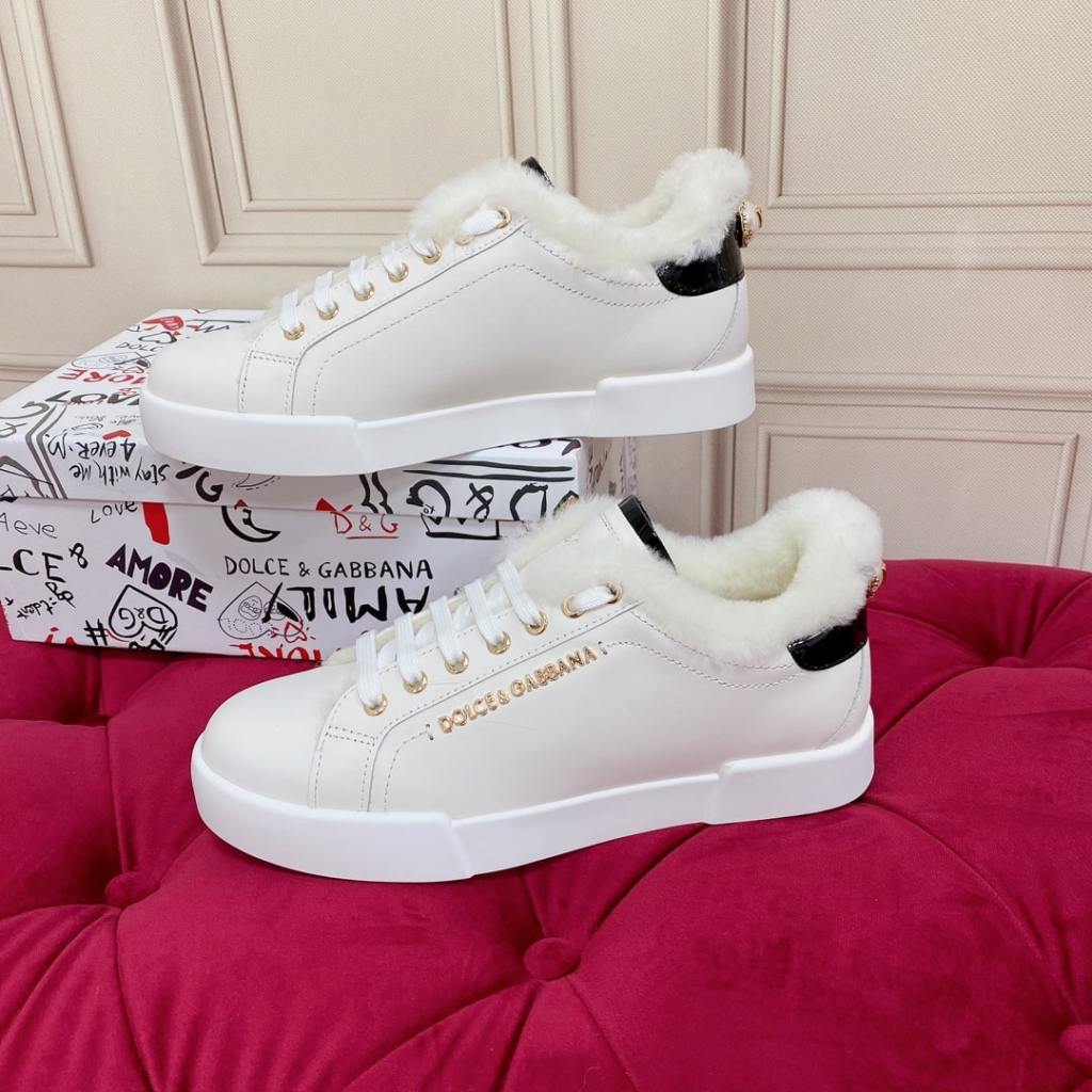 Dolce & Gabbana black and white women's low-top sneakers with white fur