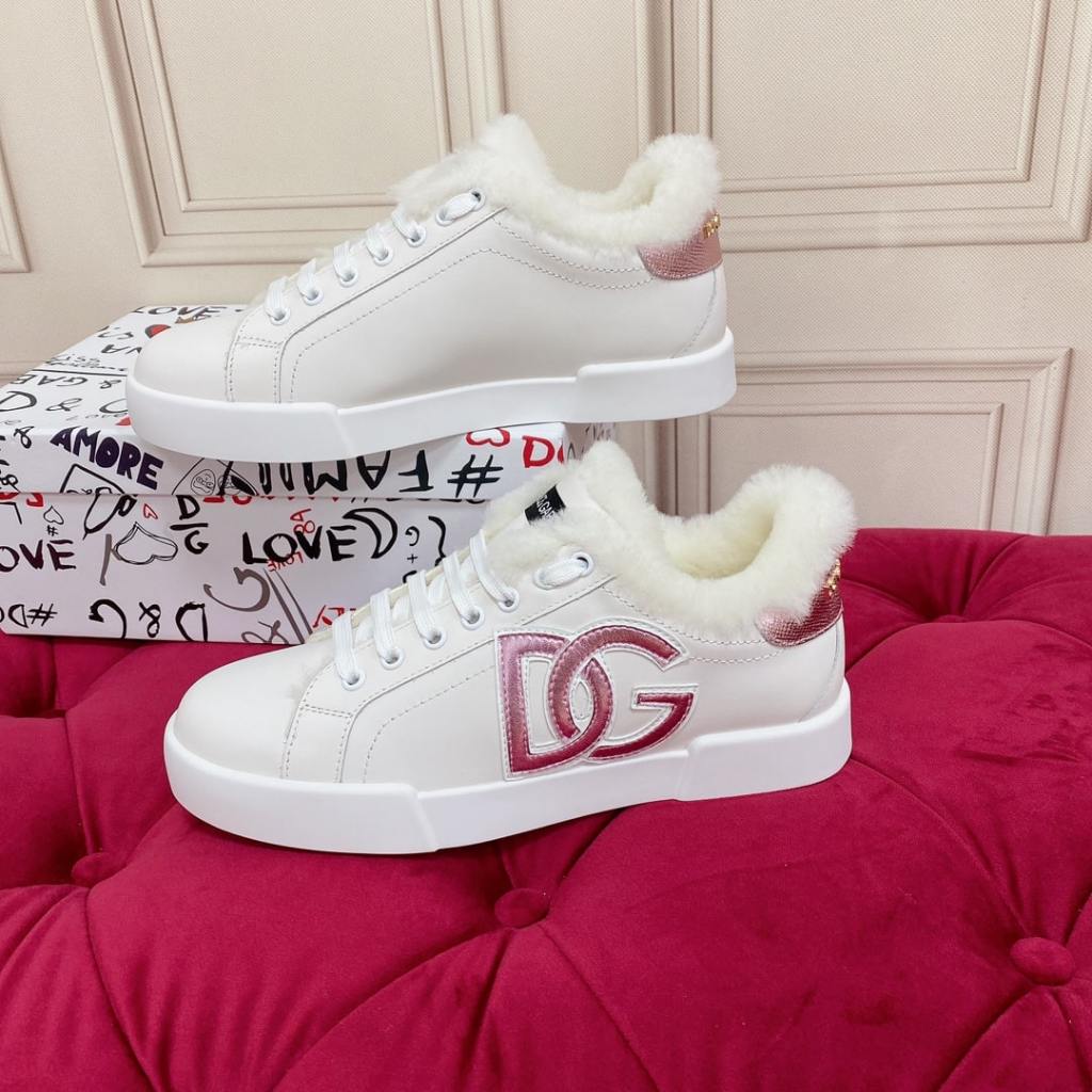 Dolce & Gabbana Pink DG logo White Fur sneakers