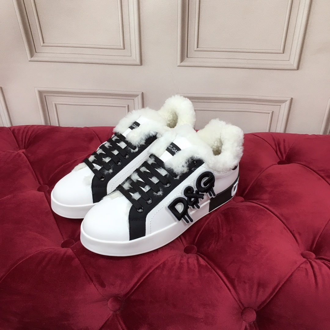 Dolce & Gabbana logo Paint Drip White and Black Sneakers-White Fur - Image 2