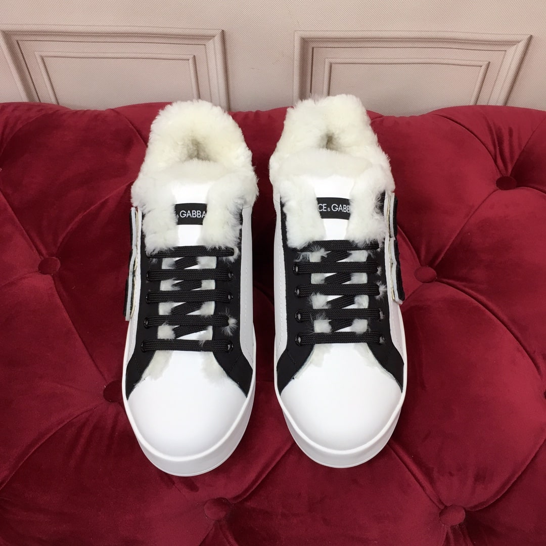 Dolce & Gabbana logo Paint Drip White and Black Sneakers-White Fur - Image 10