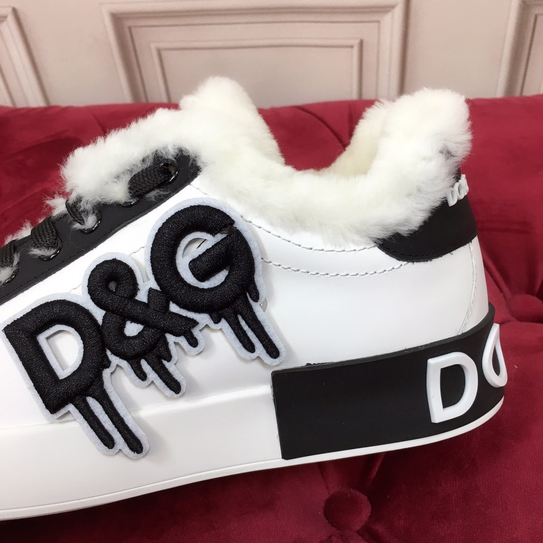 Dolce & Gabbana logo Paint Drip White and Black Sneakers-White Fur - Image 8