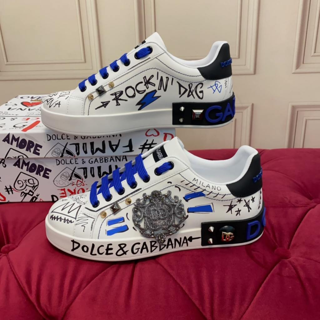 Dolce & Gabbana Round Toe Blue Lace-Up Sneakers