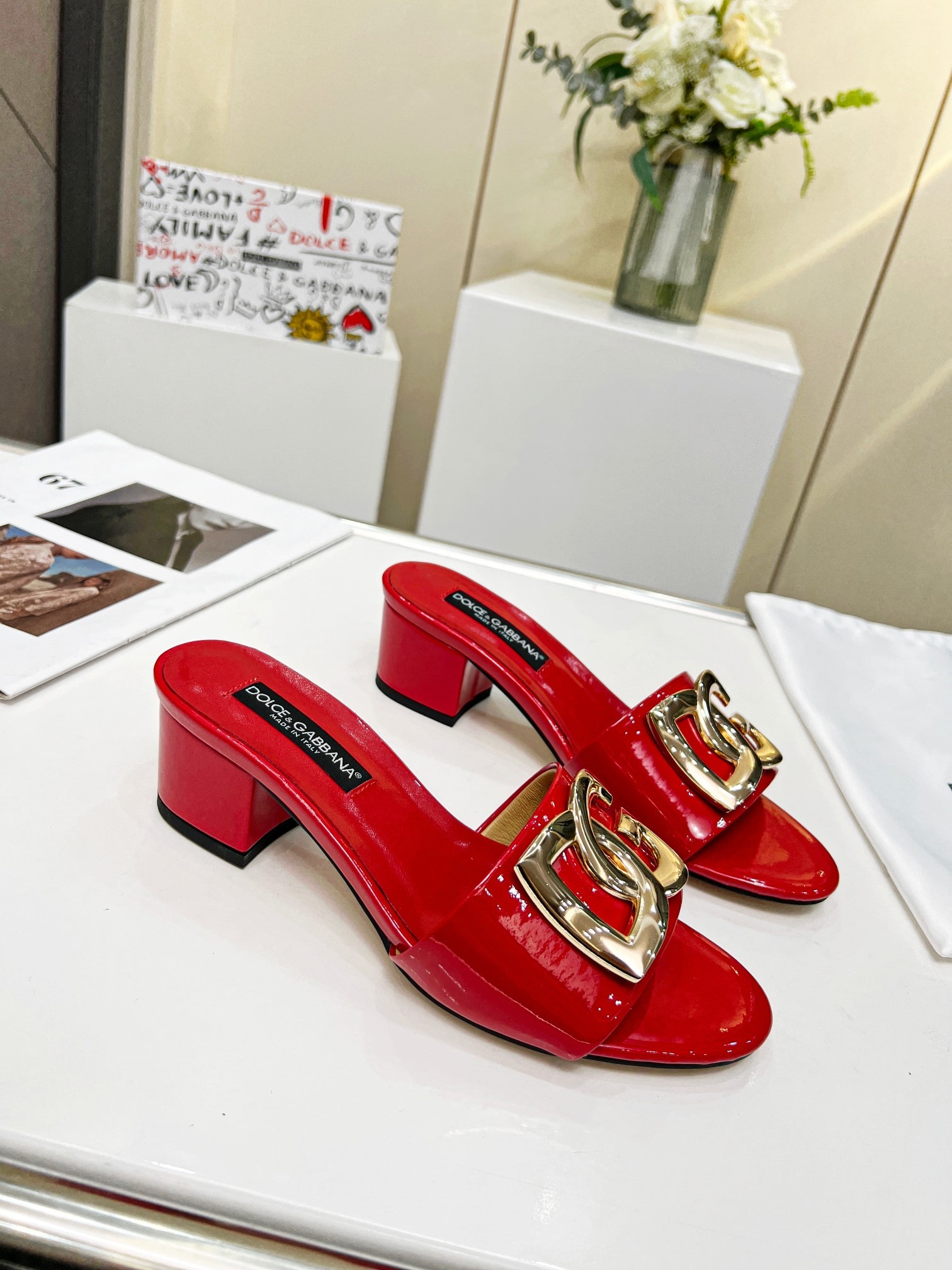 Dolce & Gabbana women's logo Red flat slide sandals - Image 2