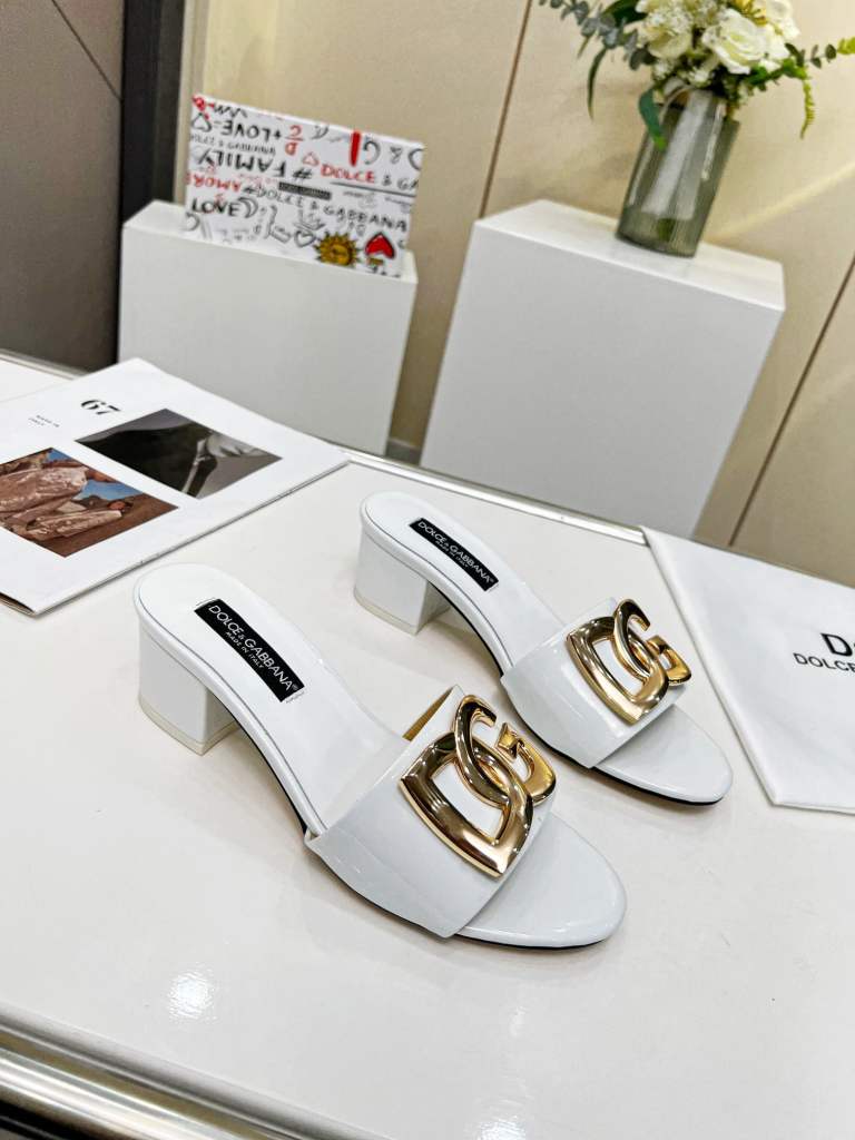 Dolce & Gabbana women's logo White flat slide sandals