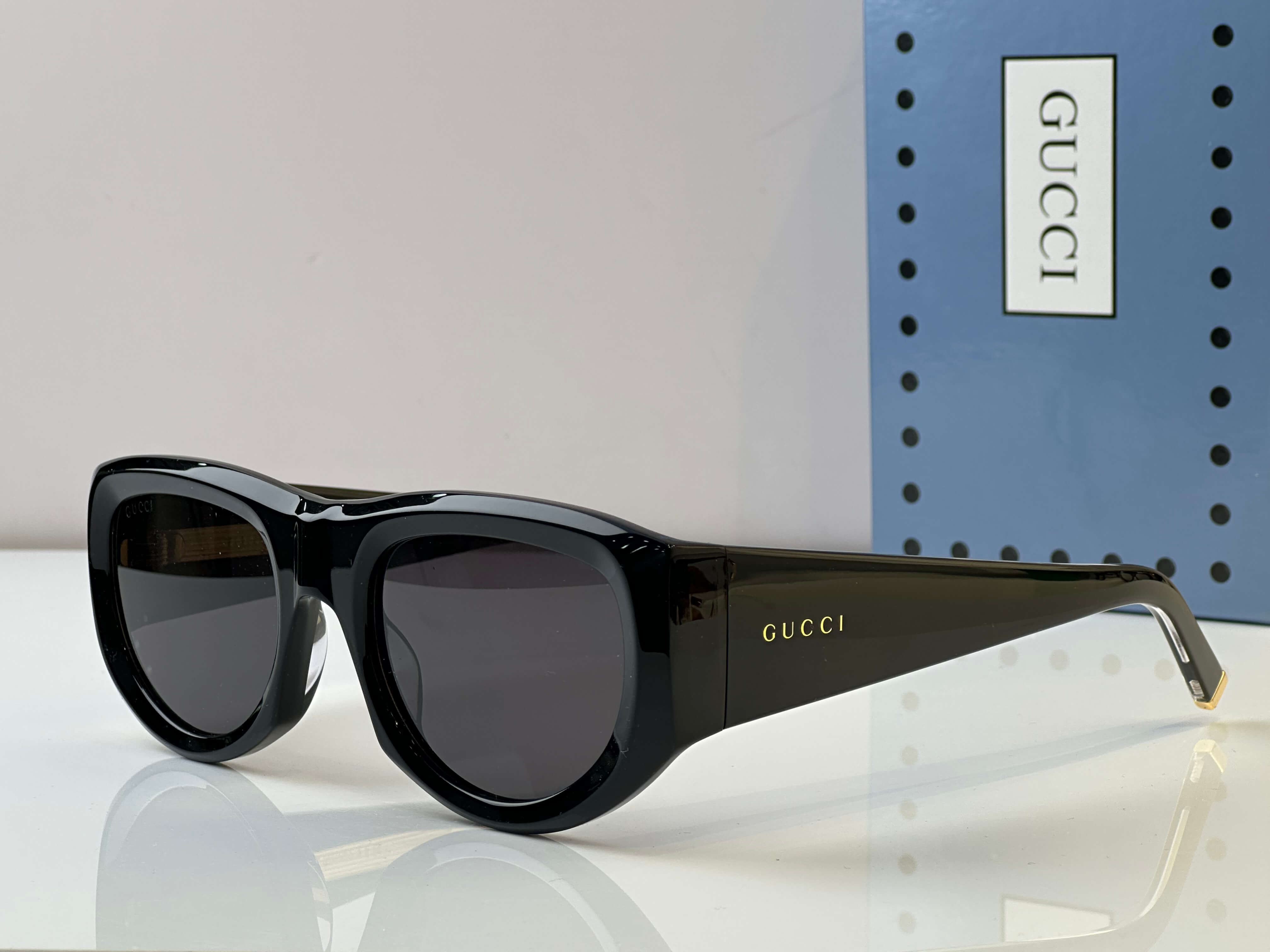 Gucci GG0598S 002 Havana Rectangular Women's Sunglasses - Image 4