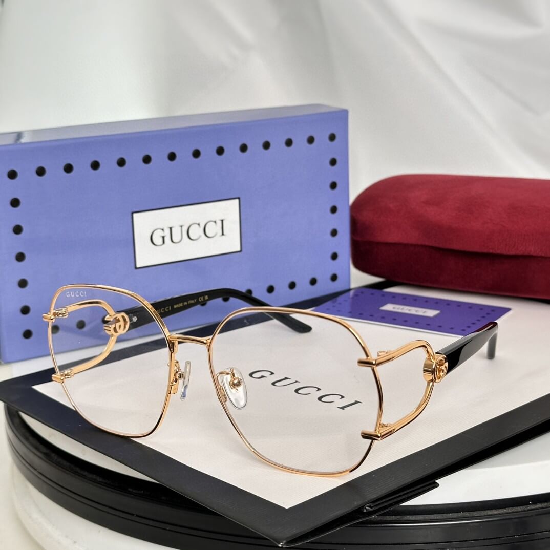 Gucci GG1019O C58 Women's Eyeglasses. - Image 3