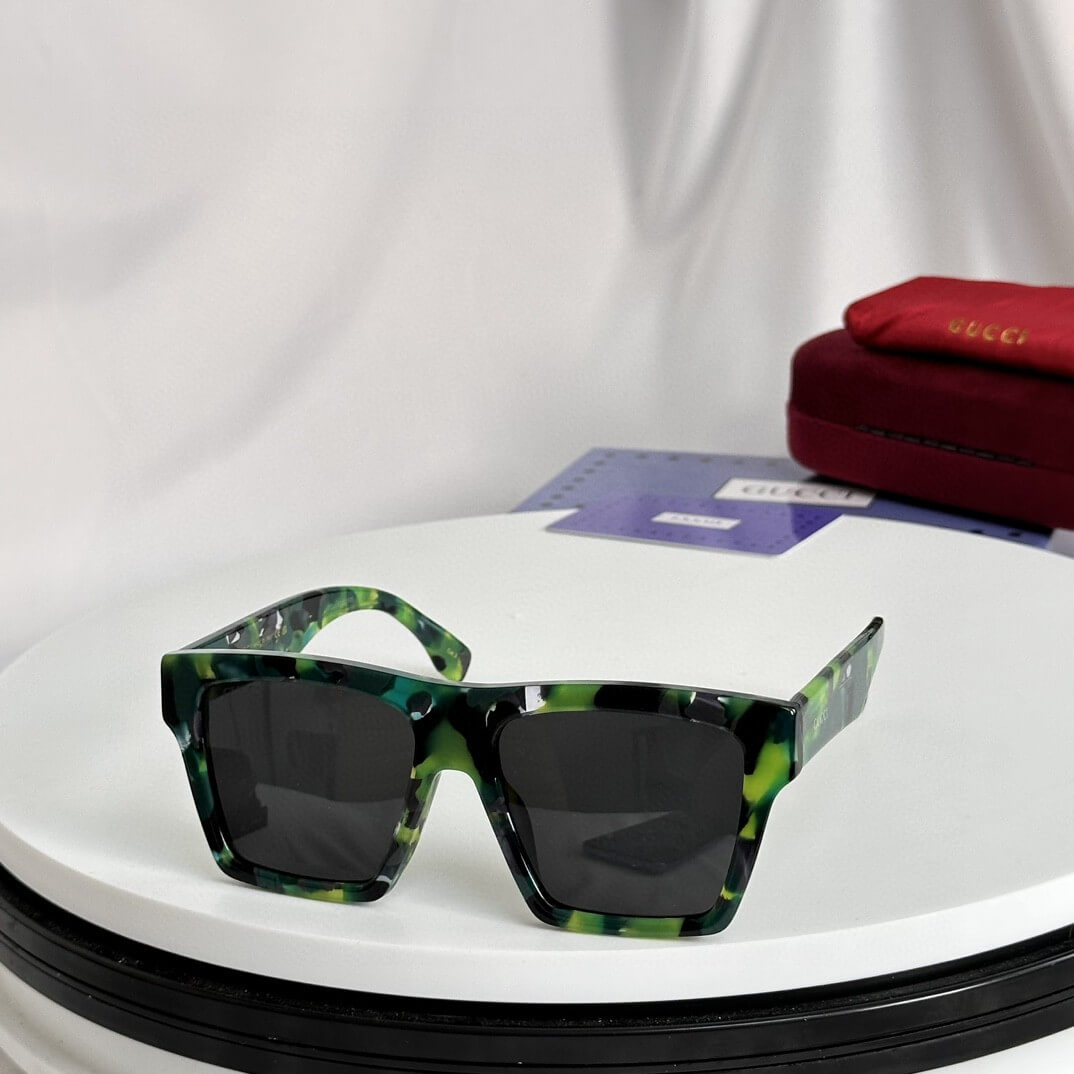 Gucci GG1085S Oversized Square Sunglasses – Bold Elegance, Unmatched Style - Image 7