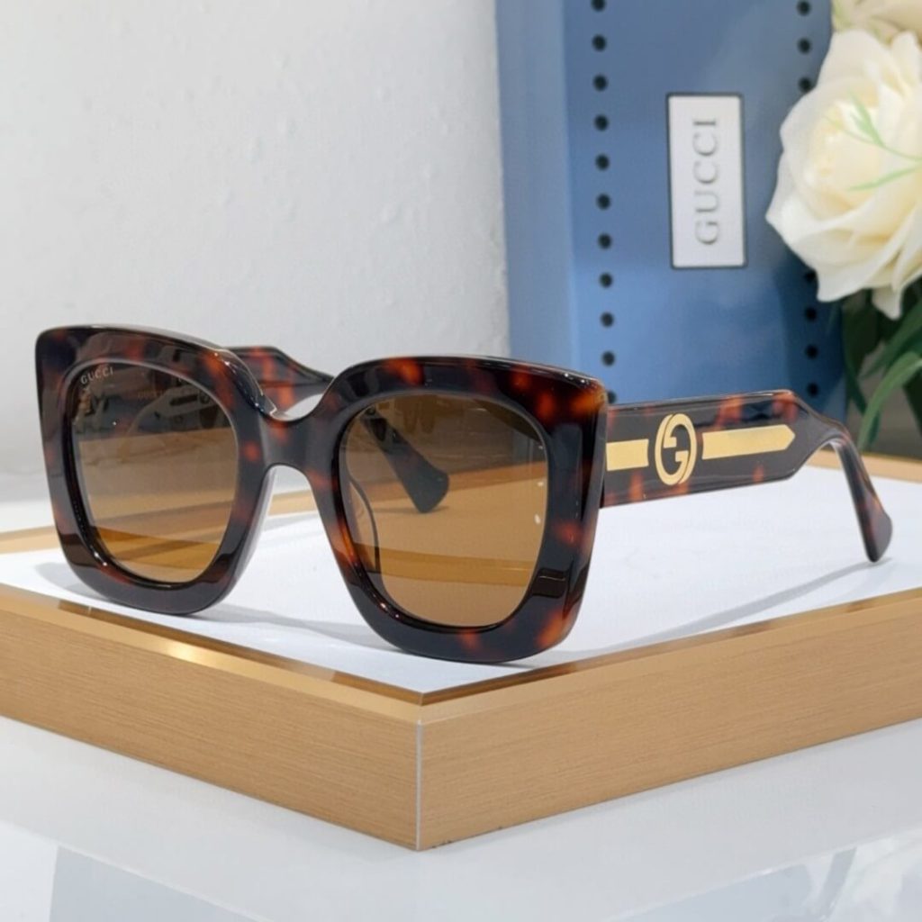 Gucci GG1151S Women's Oversized Square Sunglasses – Ivory, Red, and Tortoiseshell