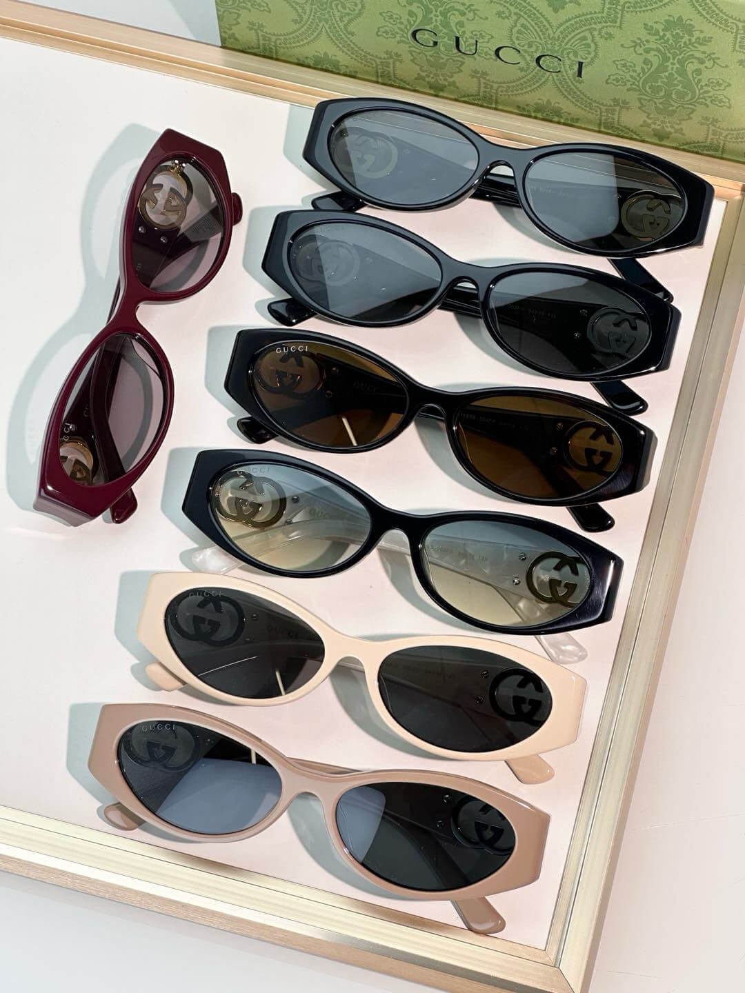 Gucci Women's GG1660S Oval Frame Sunglasses - Image 3