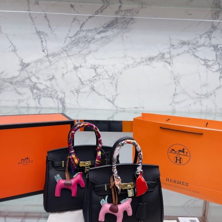 Hermès Birkin 30cm Leather Handbag