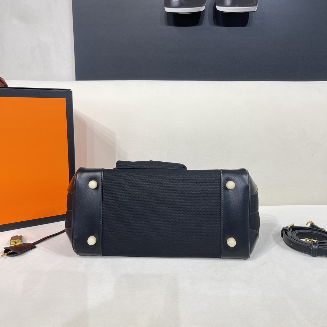 Hermès Birkin 30cm Black Bag - Image 3