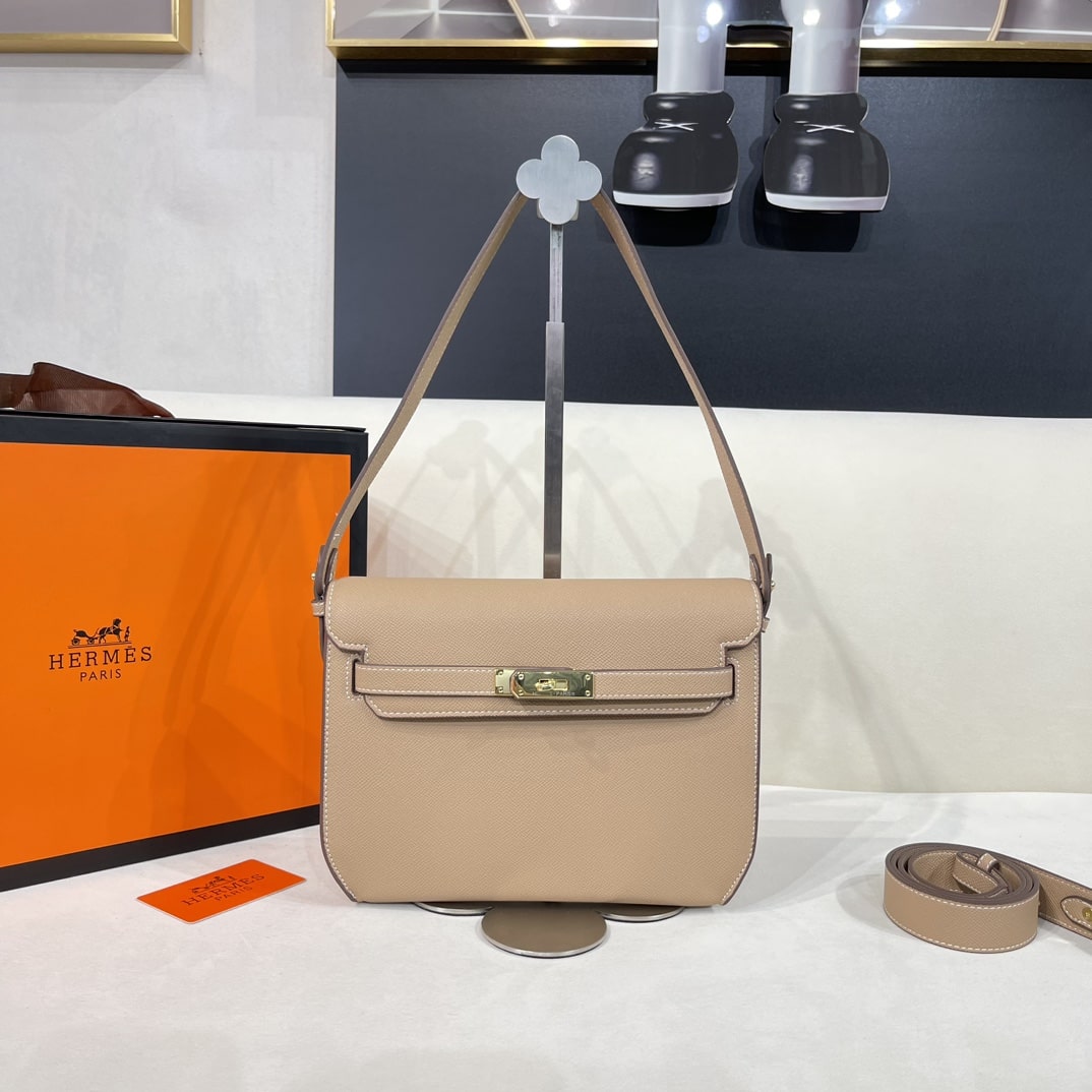Hermès Kelly Depeches 25cm Beige Bag