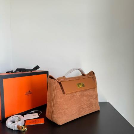 Hermès Brown Leather Crossbody Bag