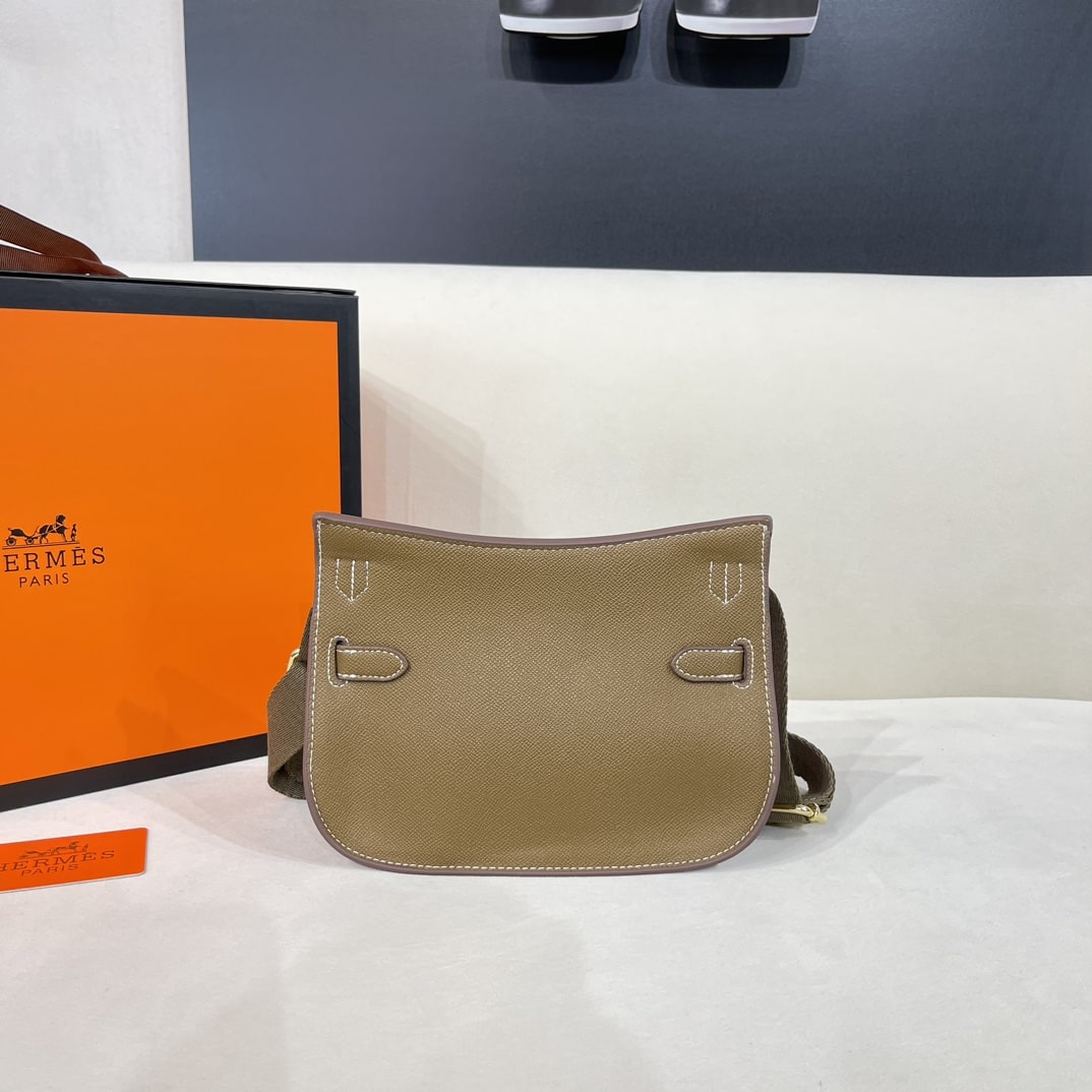 Hermès Jypsiere Mini Taupe Handbag - Image 5