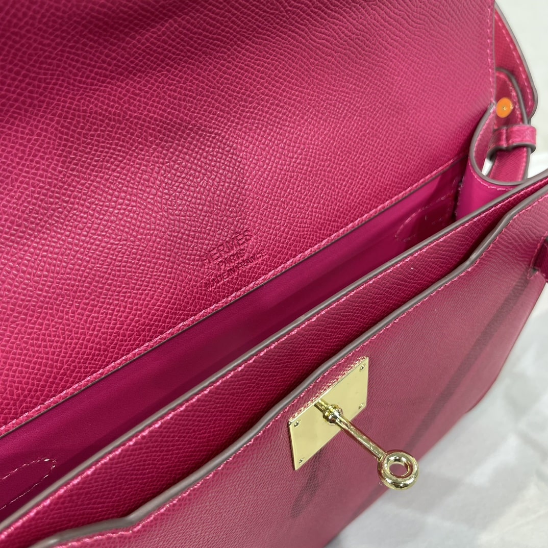 Hermès Kelly Depeches 25cm Pink Bag - Image 3