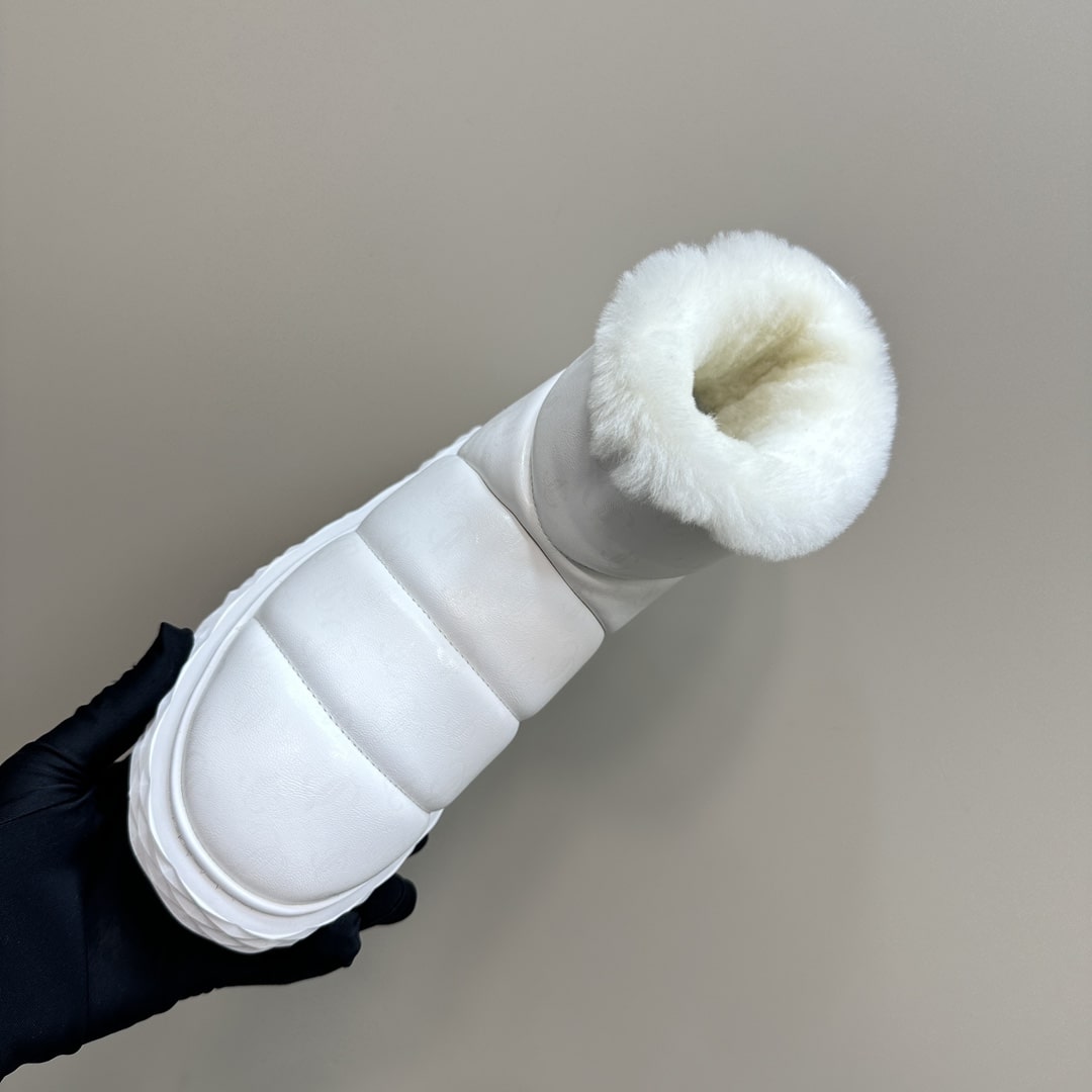 Jimmy Choo Xan White Leather Snow Boots - Image 5