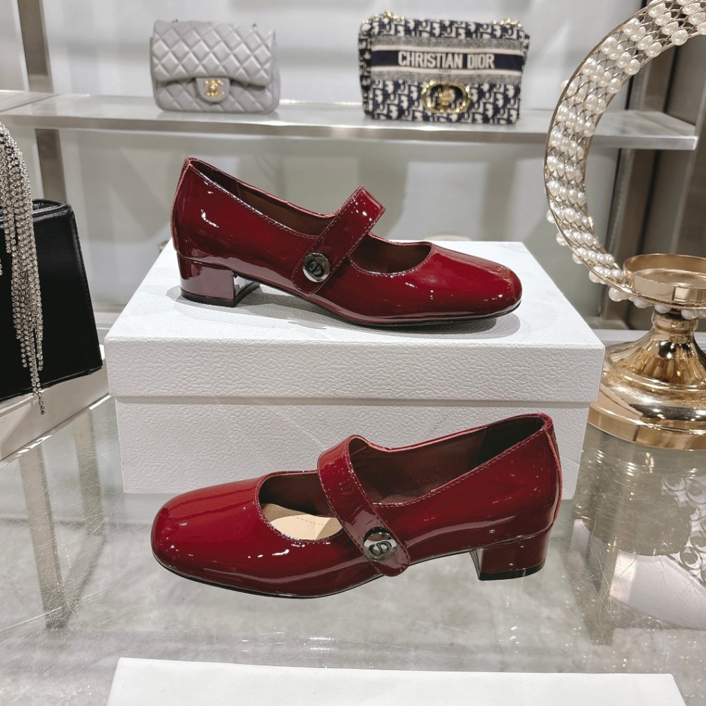 Jolie Dior Patent Calf Leather Low-Heeled Burgundy Pumps