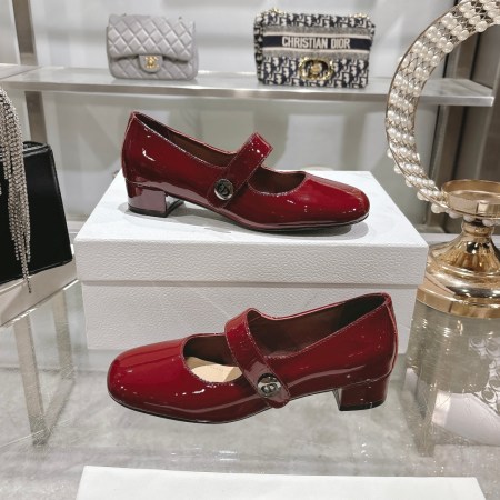 Jolie Dior Patent Calf Leather Low-Heeled Burgundy Pumps