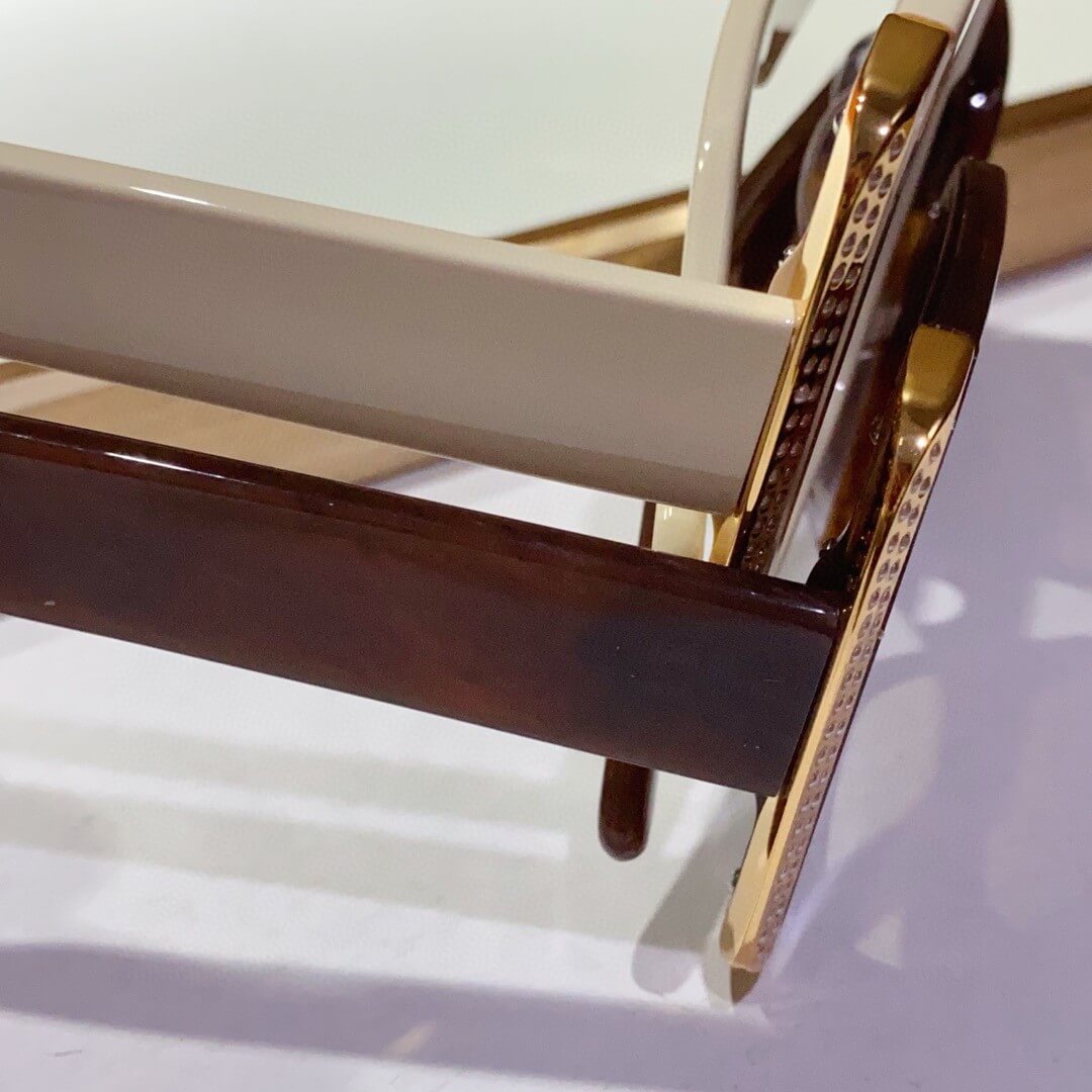 LV Moon Square Sunglasses – Bold, Glamorous, and Unapologetic - Image 3