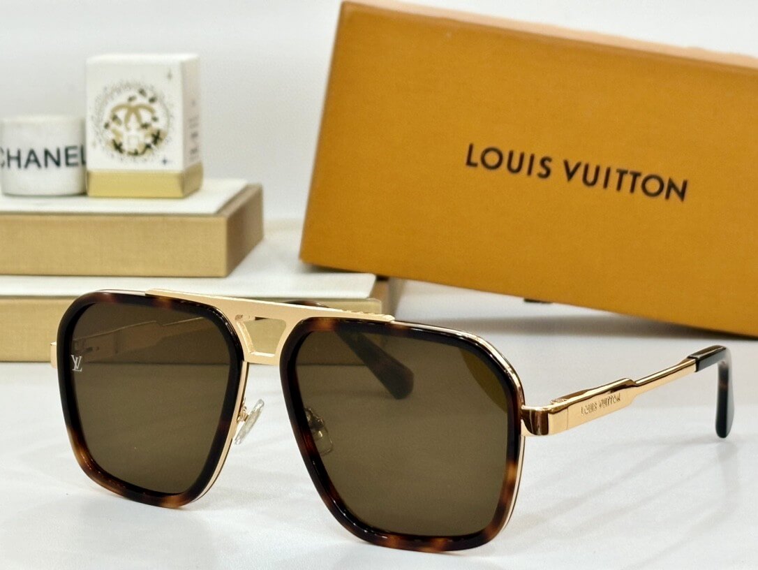 LV Rush Aviator Sunglasses: Elevate Your Style with Timeless Elegance - Image 5