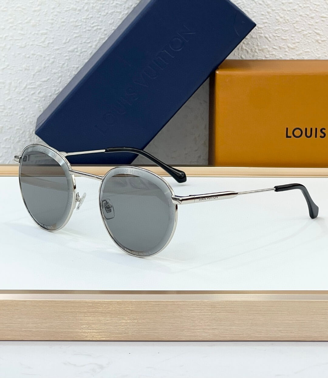 Louis Vuitton 1.1 Millionaires Round Sunglasses – Black & Gold - Image 6