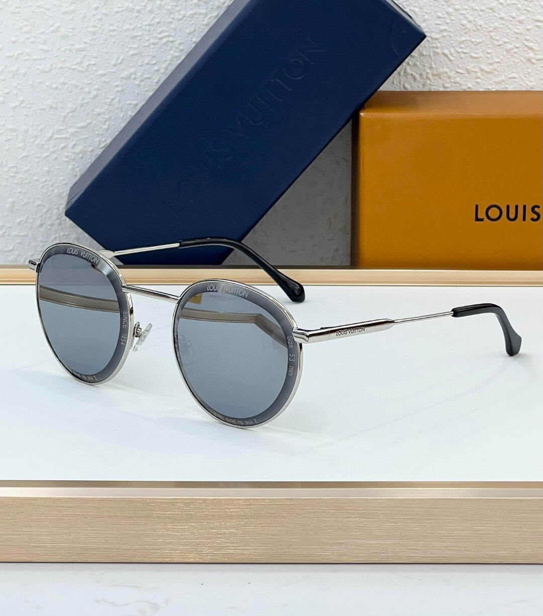 Louis Vuitton 1.1 Millionaires Round Sunglasses – Black & Gold - Image 4