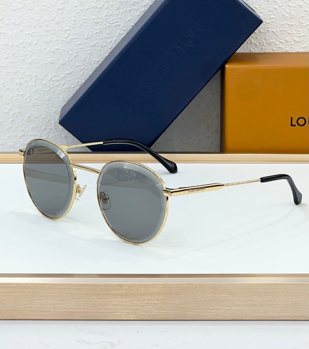 Louis Vuitton 1.1 Millionaires Round Sunglasses – Black & Gold - Image 3