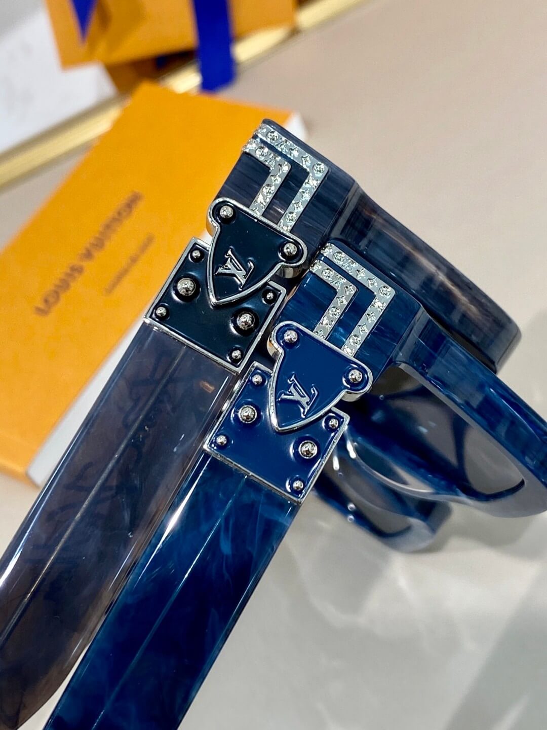 Louis Vuitton 1.1 Millionaires Sunglasses – Transparent with Gradient Lenses - Image 9