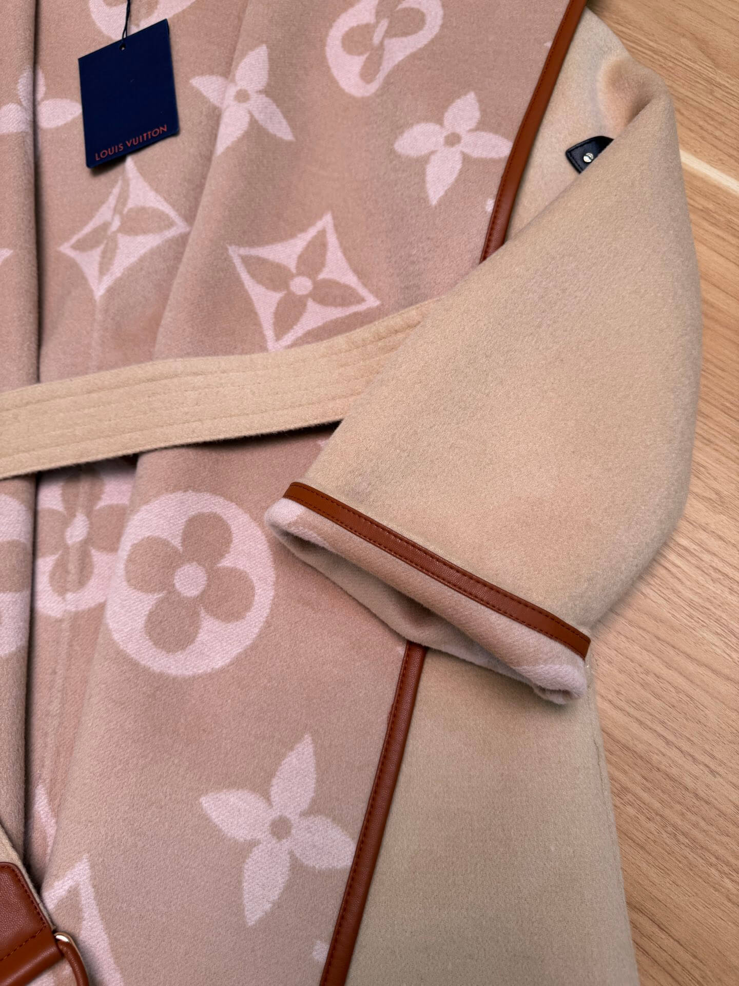 Louis Vuitton Beige & Pink Monogram Wool Wrap Coat - Image 7