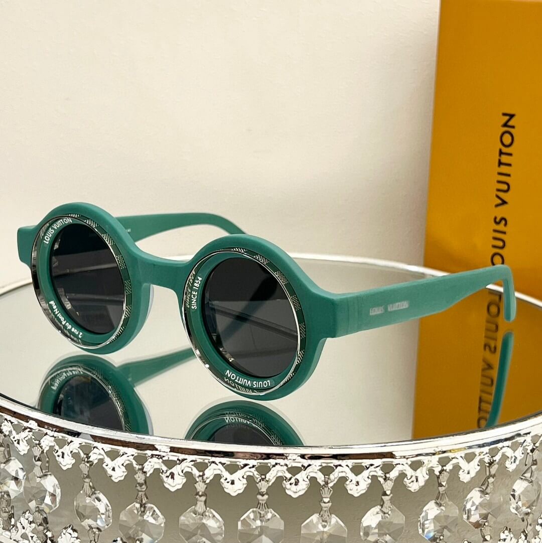 Louis Vuitton Cyclone Round Sunglasses – Statement Eyewear in Multiple Colors - Image 7