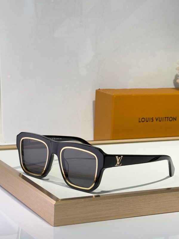 Louis Vuitton LV Legacy Square Large Sunglasses – Black & Gold Accents