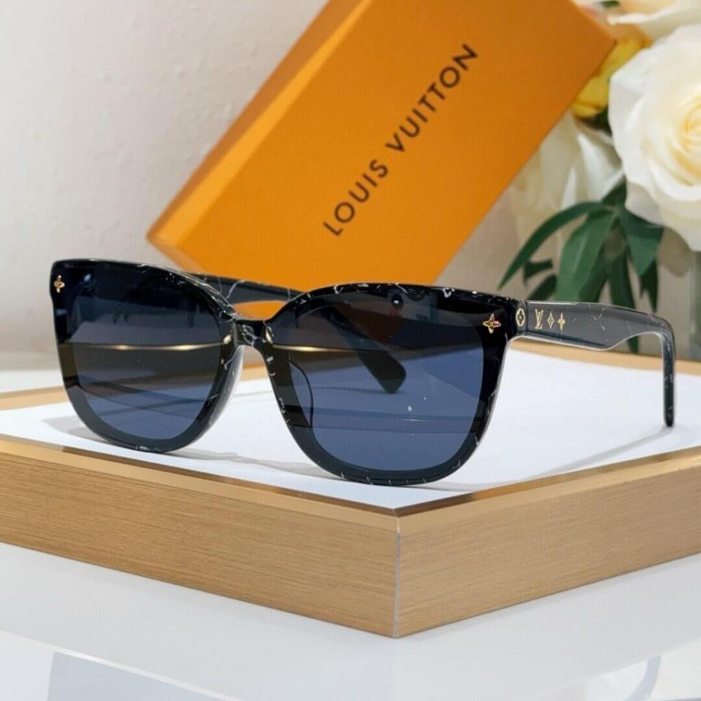 Louis Vuitton LV Match Rectangle Sunglasses