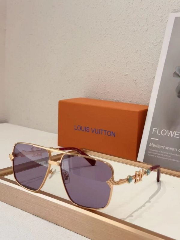 Louis Vuitton LV Match Sunglasses