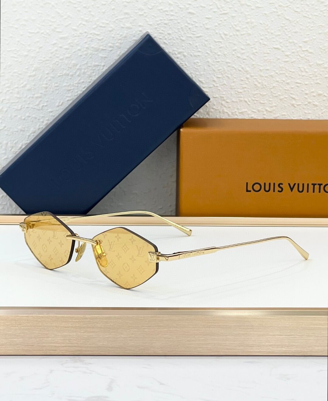 Louis Vuitton Monogram Mirror Square Sunglasses - Image 3