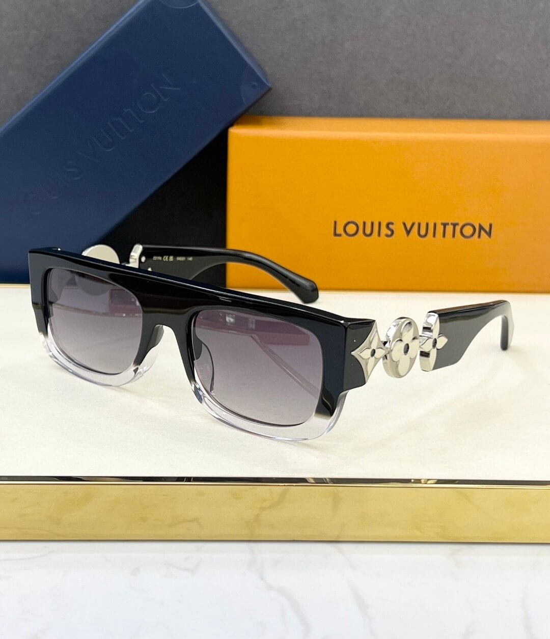 Louis Vuitton Monogram Tribute Sunglasses - Image 9
