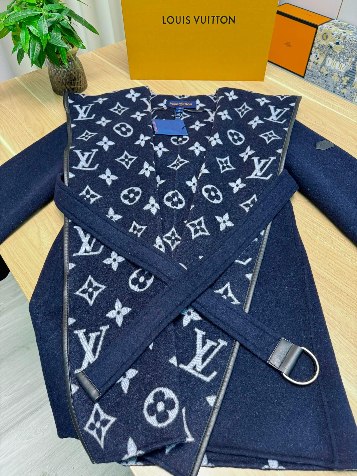 Louis Vuitton Signature Double Face Monogram Belted Wool Wrap Coat in Navy Blue - Image 5