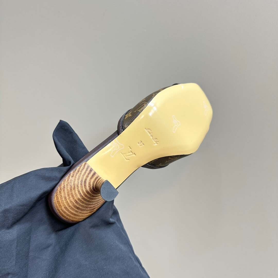 Louis Vuitton Neo Revival Mule - Monogram Empreinte Leather with Bow - Image 8