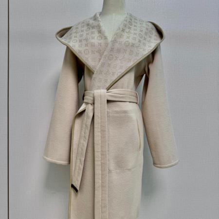 Louis Vuitton Reversible Signature Hooded Wrap Coat – Beige